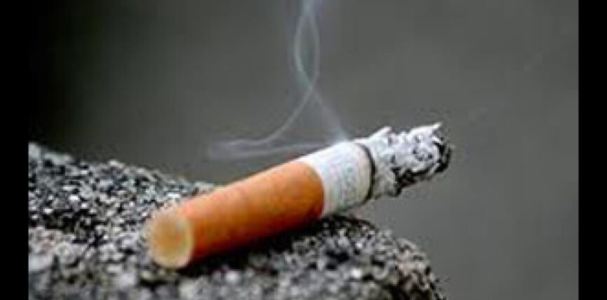 सुप्रीम कोर्ट ने युवाओं के सिगरेट पीने पर जताया अफ़सोस